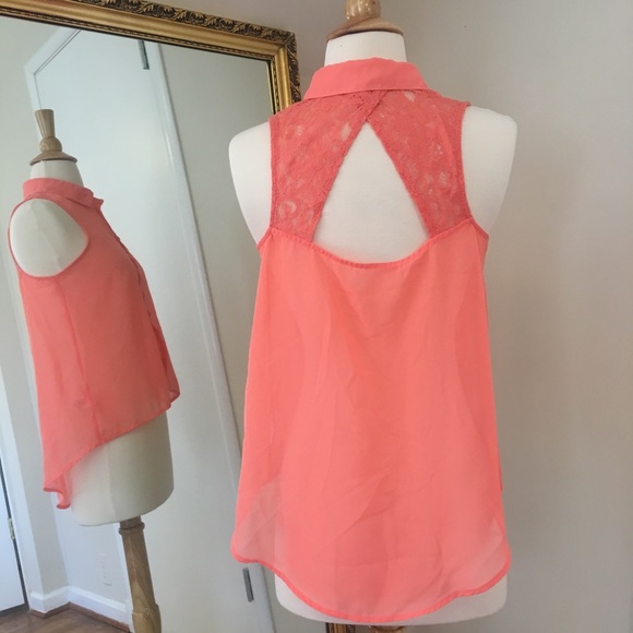 Kirra Cut-Out Lace Back Chiffon Button Down Blouse - Picture 2 of 4